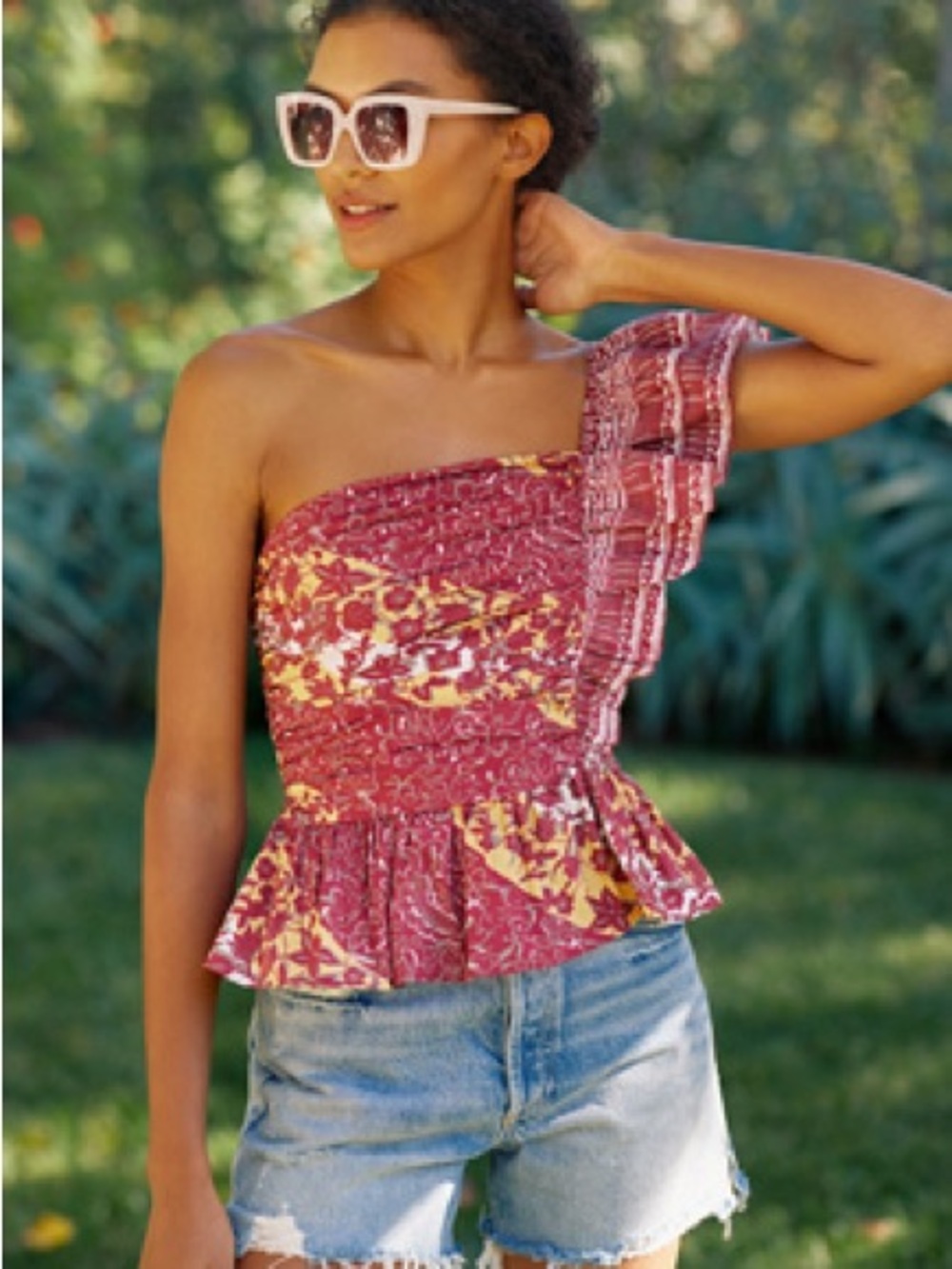 Love The Label by Anthropologie Ruffled One-Shoulder  Size Small